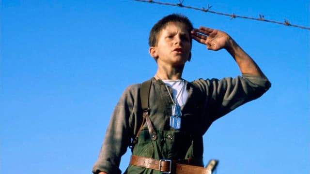 Muzyka klasyczna w filmach: jak wpływa na emocje i narrację Muzyka klasyczna w filmach: jak wpływa na emocje i narrację